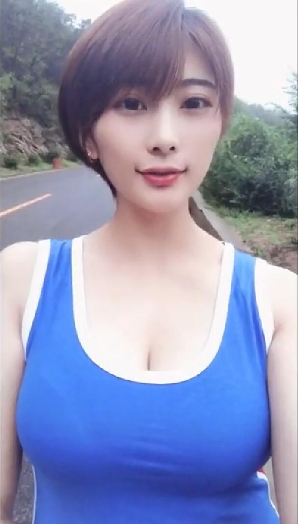 【抖音快手乳摇】巨乳美女抖奶舞福利視頻集合@董乐乐