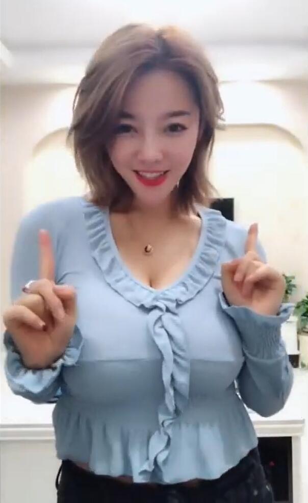 【抖音快手乳摇】巨乳美女抖奶舞福利視頻集合100@苏儿